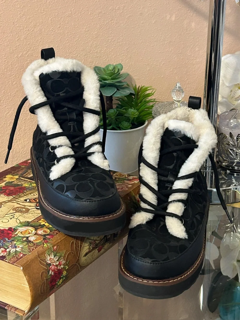Coach Signature Imani Black White Ankle Booties with Faux Fur Trim Size 8.5